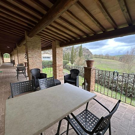 Agriturismo S. Eurosia مونتالشينو المظهر الخارجي الصورة