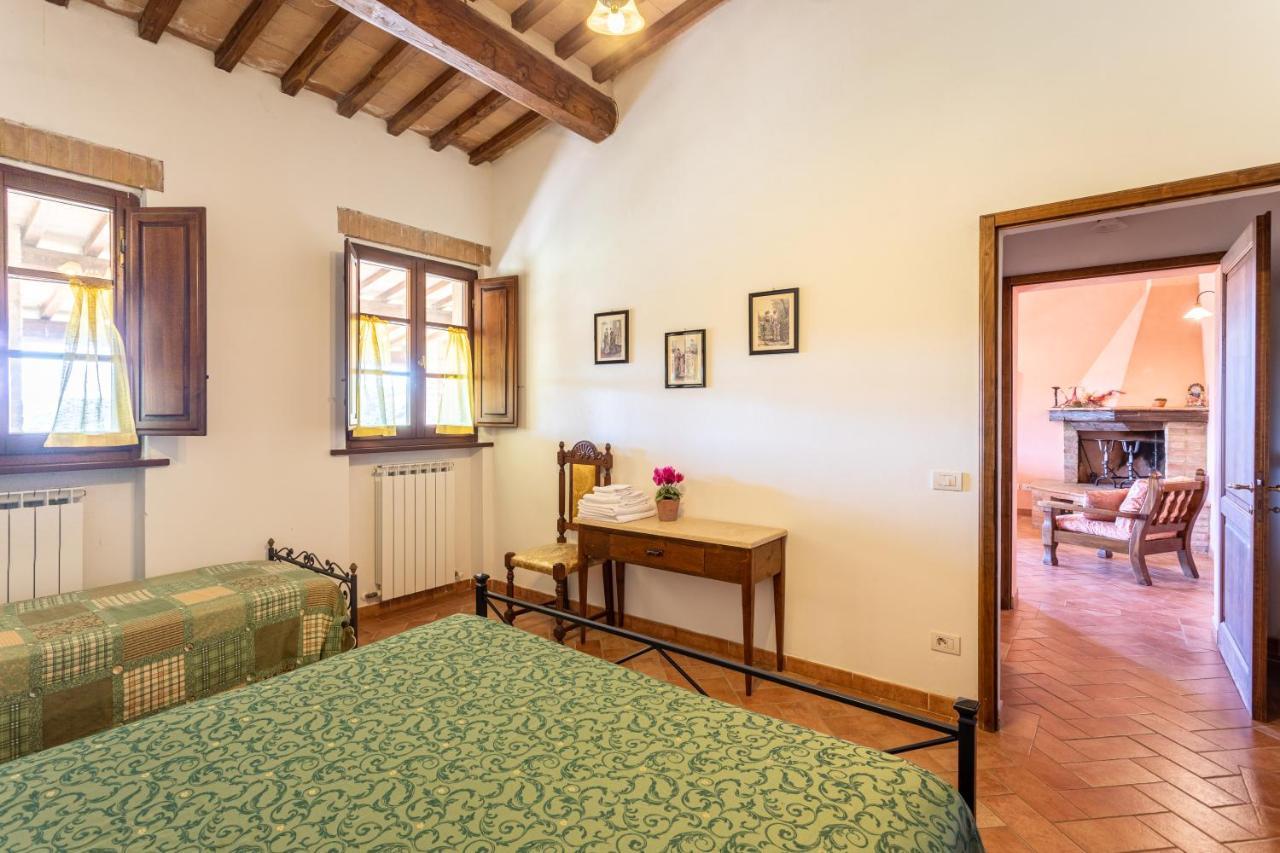 Agriturismo S. Eurosia مونتالشينو المظهر الخارجي الصورة