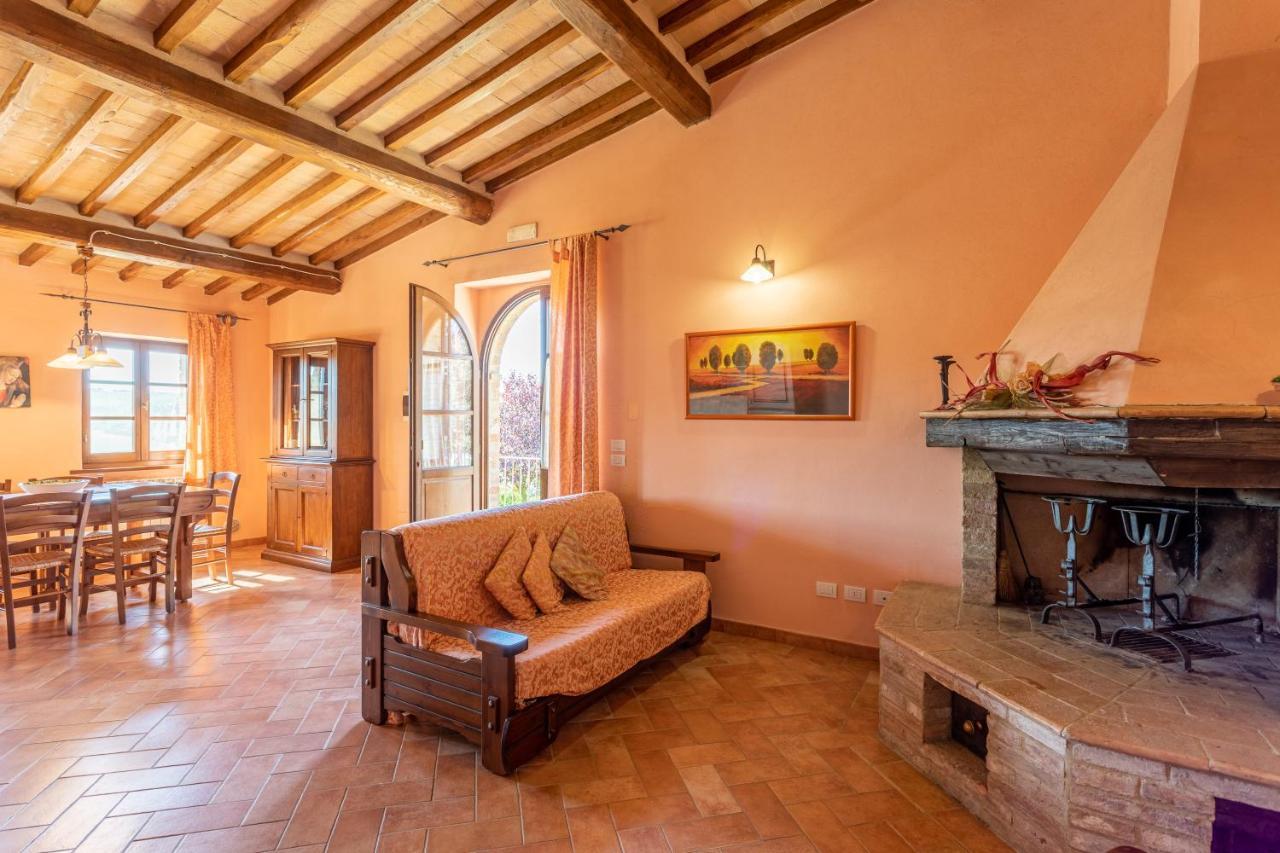 Agriturismo S. Eurosia مونتالشينو المظهر الخارجي الصورة