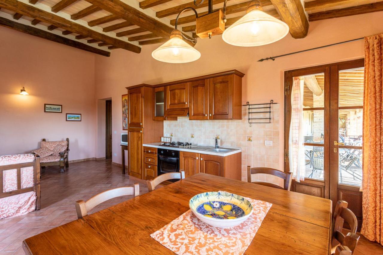 Agriturismo S. Eurosia مونتالشينو المظهر الخارجي الصورة