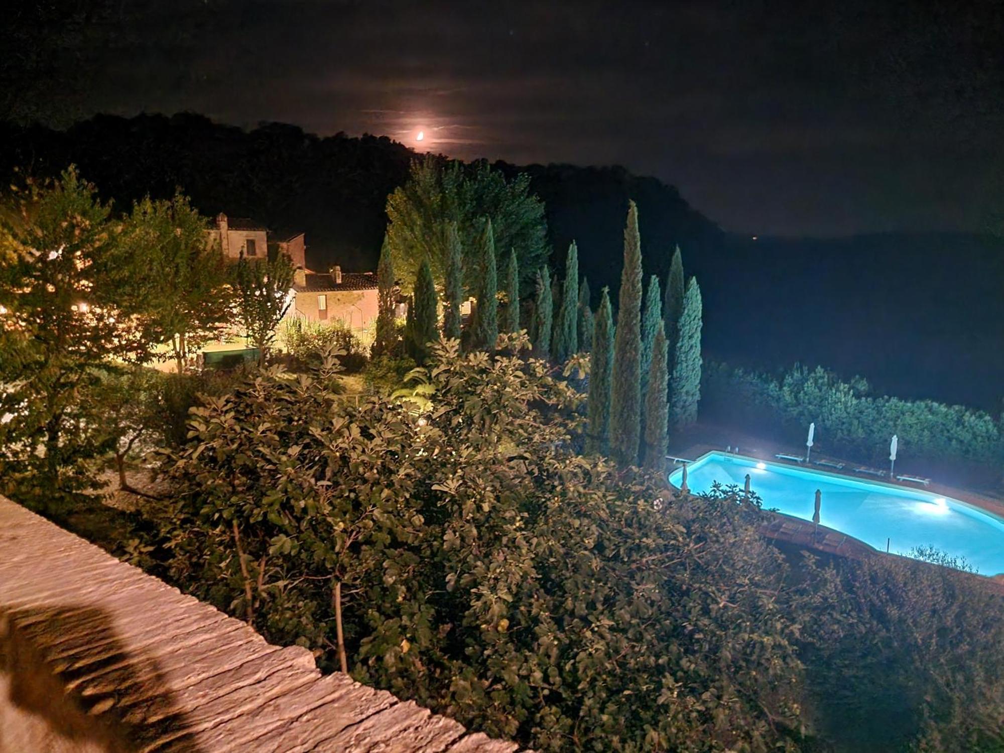 Agriturismo S. Eurosia مونتالشينو المظهر الخارجي الصورة