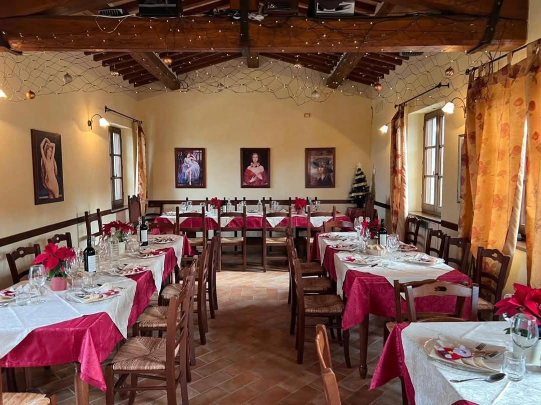Agriturismo S. Eurosia مونتالشينو المظهر الخارجي الصورة